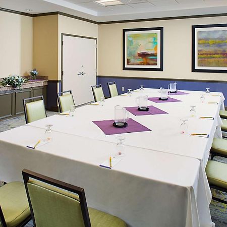 Hilton Garden Inn Hartford North-Bradley International Airport Windsor Exterior photo