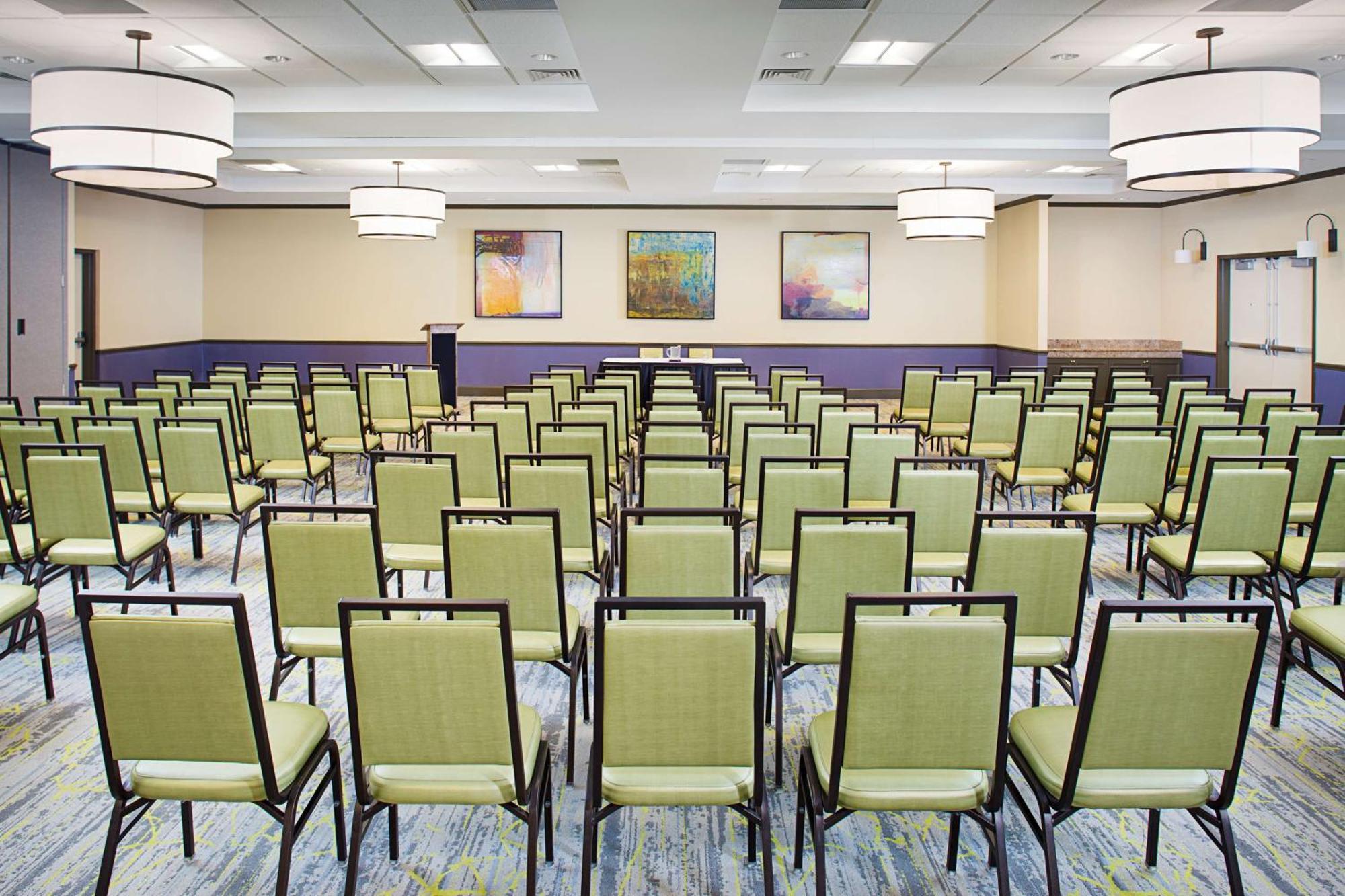 Hilton Garden Inn Hartford North-Bradley International Airport Windsor Exterior photo