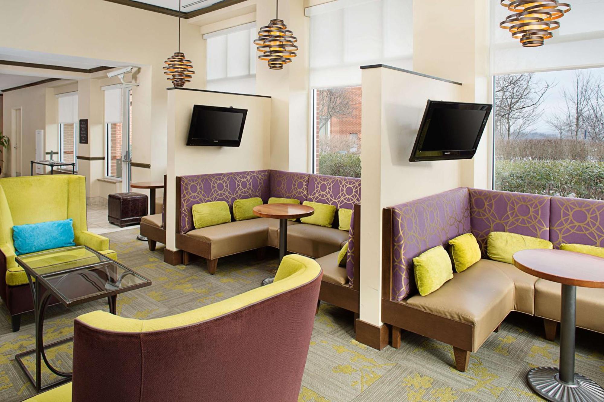 Hilton Garden Inn Hartford North-Bradley International Airport Windsor Exterior photo