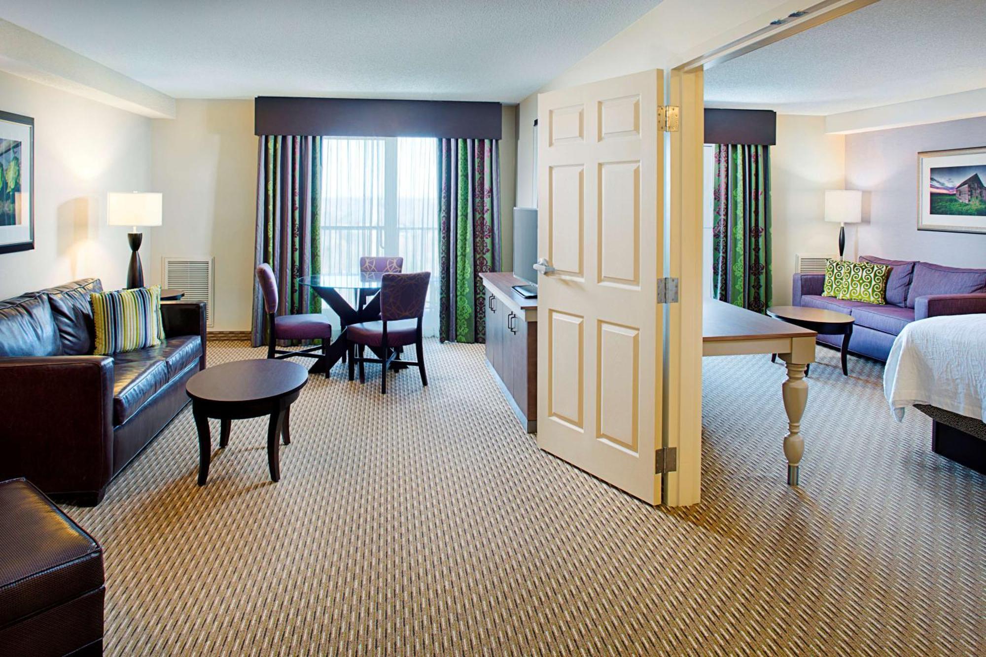 Hilton Garden Inn Hartford North-Bradley International Airport Windsor Exterior photo