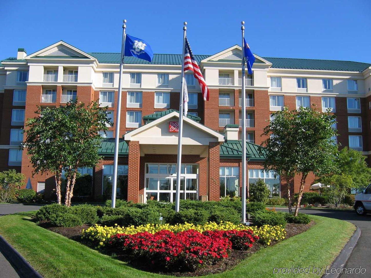 Hilton Garden Inn Hartford North-Bradley International Airport Windsor Exterior photo